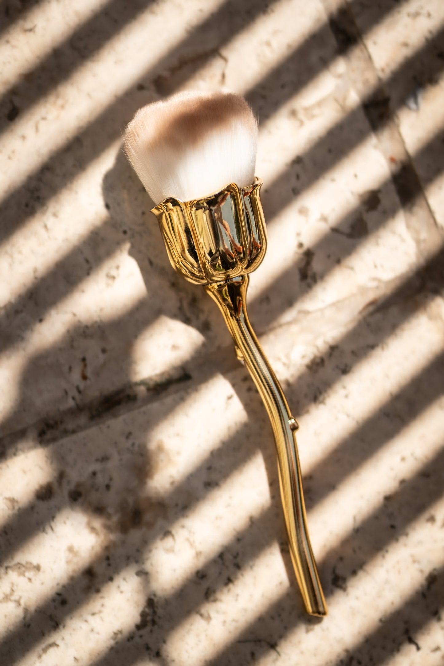 La Rosée | The Brush